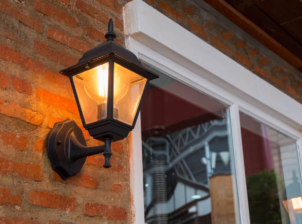 Electricians in London